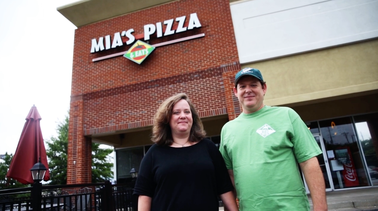 Mia's Pizza  and Eats, project view 4